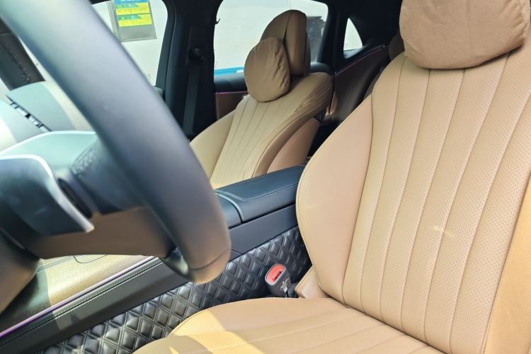 Used Mercedes-Benz E-Class 2024 Facelift E 300 L Luxury Edition Left Front Seat