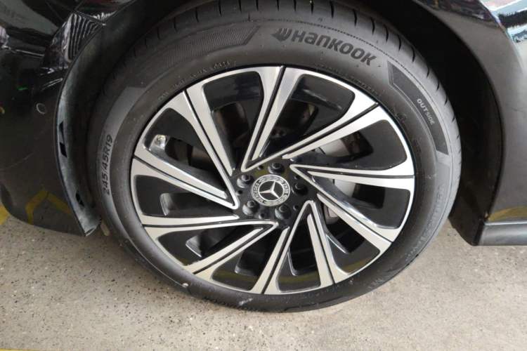 Used Mercedes-Benz E-Class 2024 E 300 L Luxury Model Left Front Wheel Hub