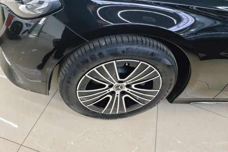 Used Mercedes-Benz E-Class 2024 E 260 L Left Front Wheel Hub