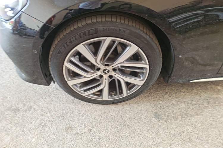 Used Mercedes-Benz E-Class 2024 E 300 L Stylish Model Left Front Wheel Hub