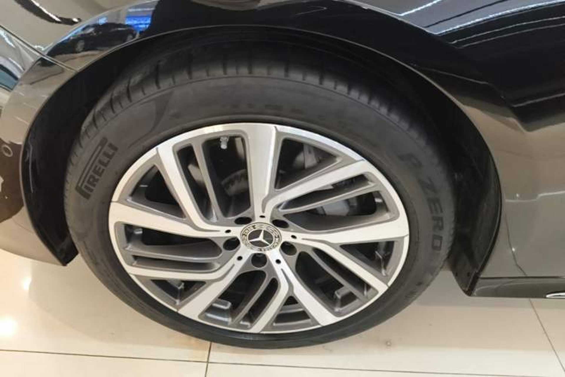 Used Mercedes-Benz E-Class 2024 E 300 L Stylish Model Left Front Wheel Hub