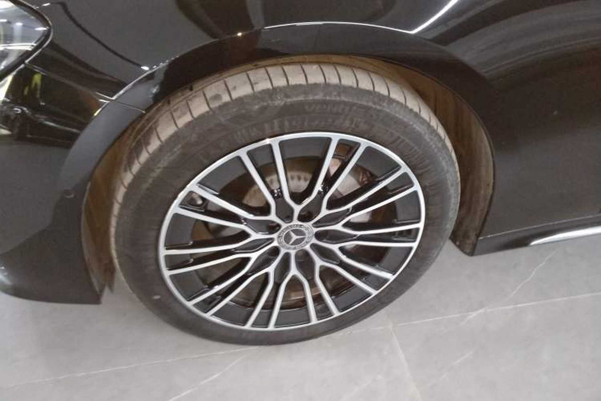 Used Mercedes-Benz E-Class 2024 Facelift E 300 L Luxury Edition Left Front Wheel Hub