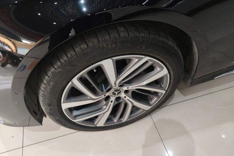 Used Mercedes-Benz E-Class 2024 E 300 L Stylish Model Left Front Wheel Hub