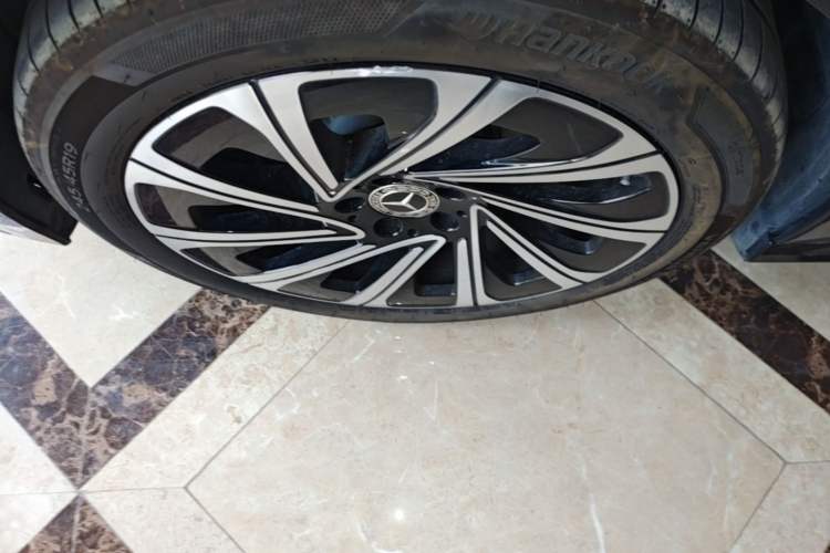 Used Mercedes-Benz E-Class 2024 Facelift E 300 L Luxury Edition Left Front Wheel Hub