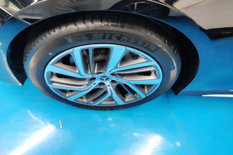 Used Mercedes-Benz E-Class 2024 Refresh E 300 L Stylish Edition Left Front Wheel Hub