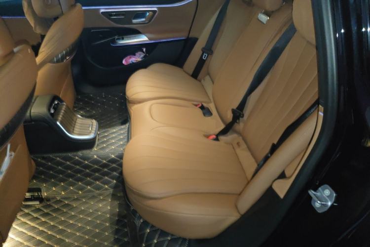 Used Mercedes-Benz E-Class 2024 E 300 L Stylish Model Left Rear Seat
