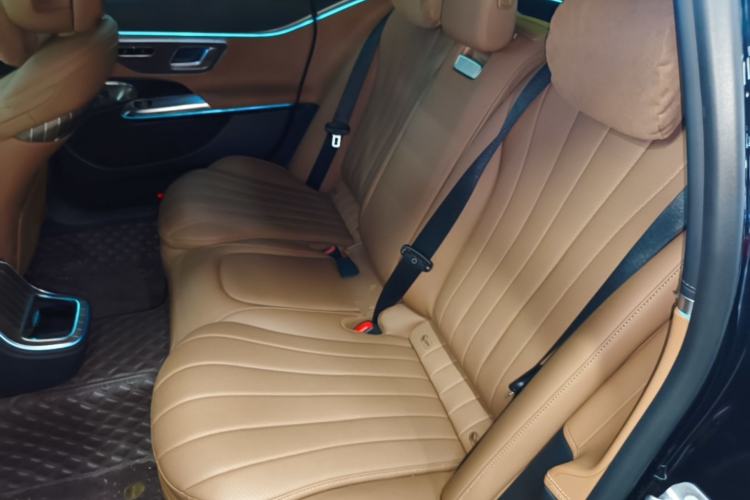 Used Mercedes-Benz E-Class 2024 Refresh E 300 L Stylish Edition Left Rear Seat
