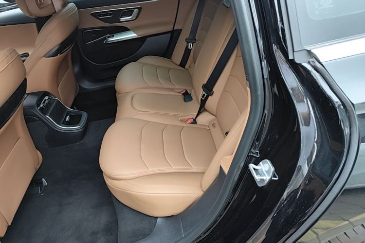 Used Mercedes-Benz E-Class 2024 Refresh E 300 L Stylish Edition Left Rear Seat