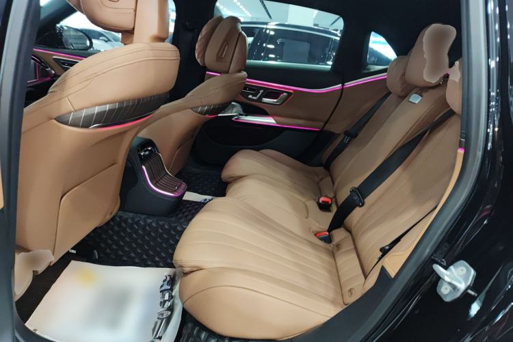 Used Mercedes-Benz E-Class 2024 E 300 L Luxury Model Left Rear Seat