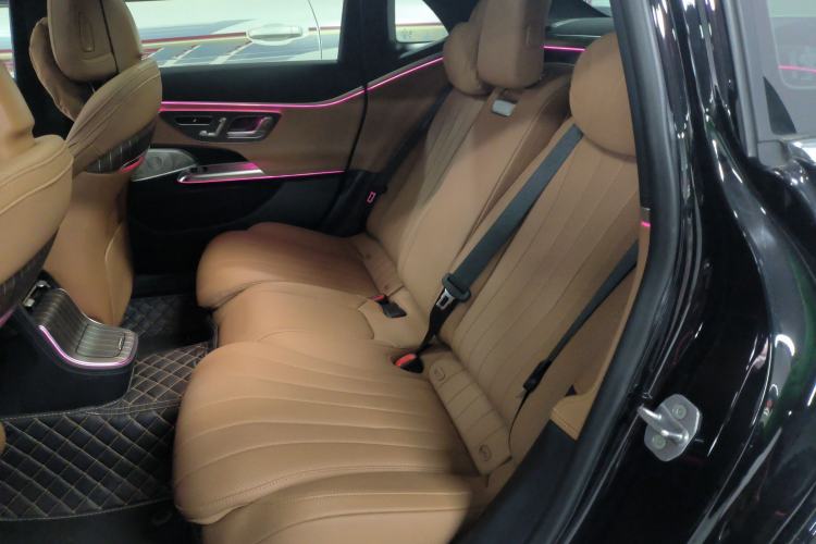 Used Mercedes-Benz E-Class 2024 E 300 L Luxury Model Left Rear Seat