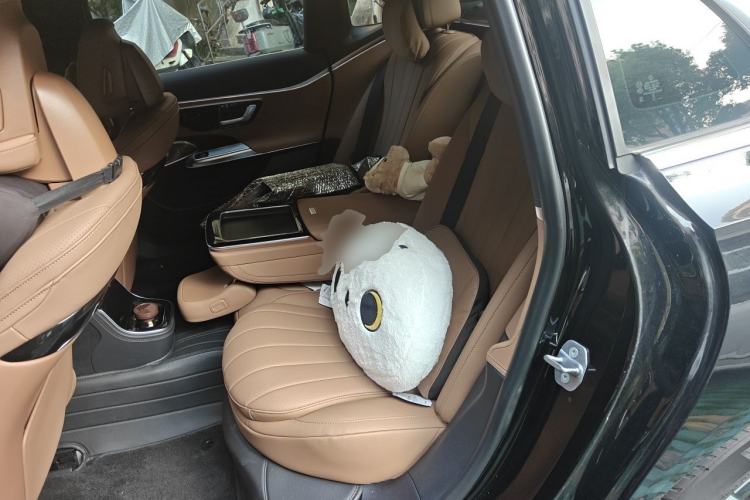 Used Mercedes-Benz E-Class 2024 E 260 L Left Rear Seat