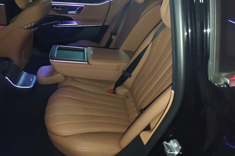 Used Mercedes-Benz E-Class 2024 E 300 L Stylish Model Left Rear Seat