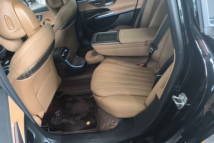 Used Mercedes-Benz E-Class 2024 Refresh E 300 L Stylish Edition Left Rear Seat