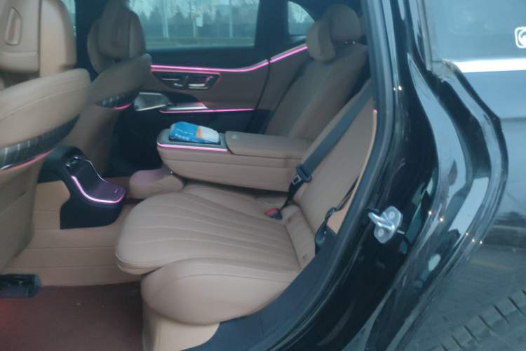 Used Mercedes-Benz E-Class 2024 E 300 L Luxury Model Left Rear Seat