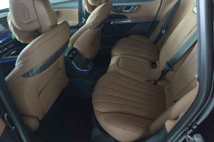 Used Mercedes-Benz E-Class 2024 Refresh E 300 L Stylish Edition Left Rear Seat