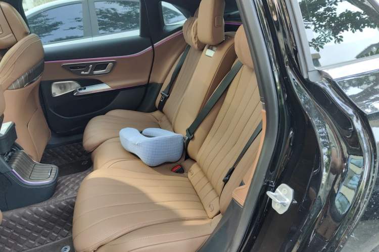 Used Mercedes-Benz E-Class 2024 E 300 L Luxury Model Left Rear Seat