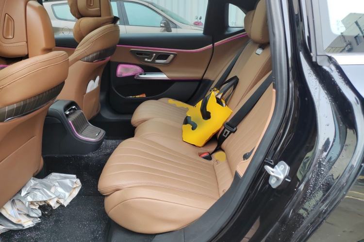 Used Mercedes-Benz E-Class 2024 E 300 L Luxury Model Left Rear Seat