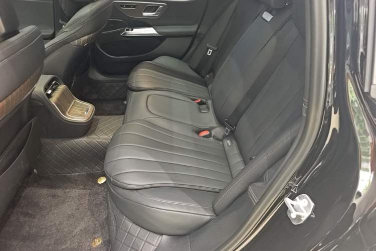 Used Mercedes-Benz E-Class 2024 E 300 L Stylish Model Left Rear Seat