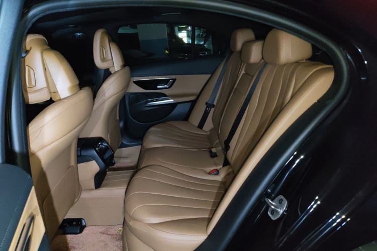 Used Mercedes-Benz E-Class 2024 E 260 Sport Edition Left Rear Seat