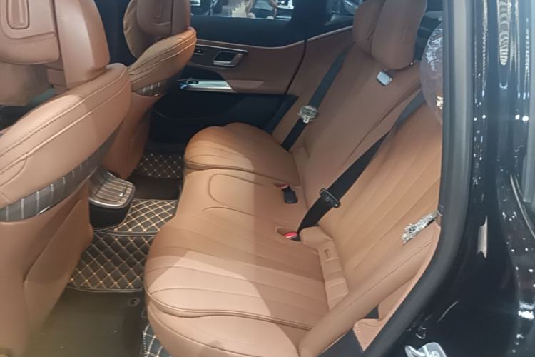 Used Mercedes-Benz E-Class 2024 Refresh E 300 L Stylish Edition Left Rear Seat