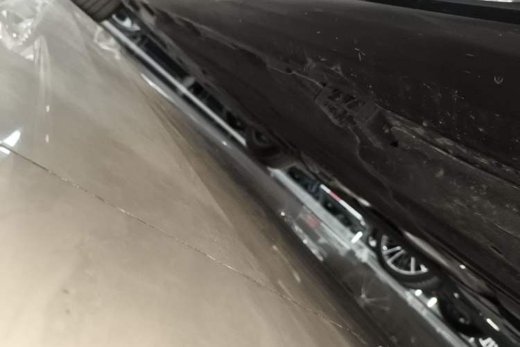 Used Mercedes-Benz E-Class 2024 E 260 L Left Side Sill