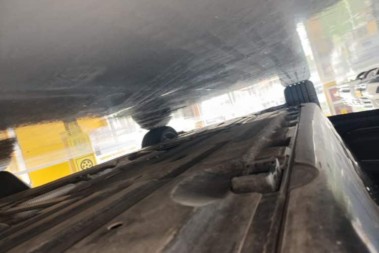 Used Mercedes-Benz E-Class 2024 Refresh E 300 L Stylish Edition Left Side Sill