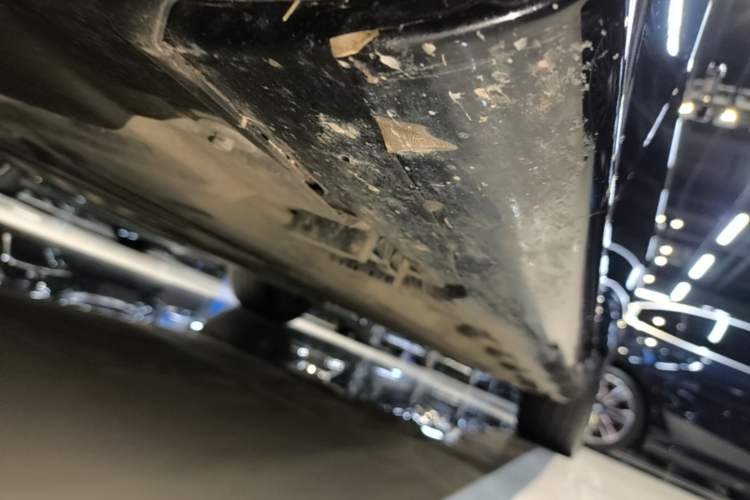 Used Mercedes-Benz E-Class 2024 Refresh E 300 L Stylish Edition Left Side Sill