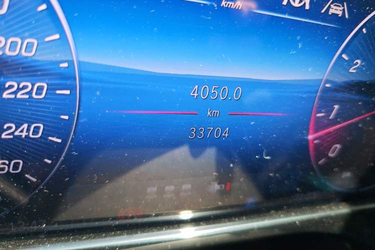 Used Mercedes-Benz E-Class 2024 E 300 L Luxury Model Odometer Close Up