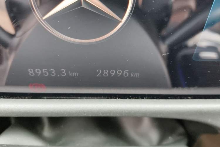 Used Mercedes-Benz E-Class 2024 E 260 Sport Edition Odometer Close Up