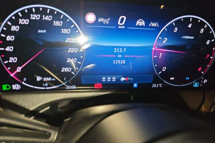 Used Mercedes-Benz E-Class 2024 E 300 L Stylish Model Odometer Close Up