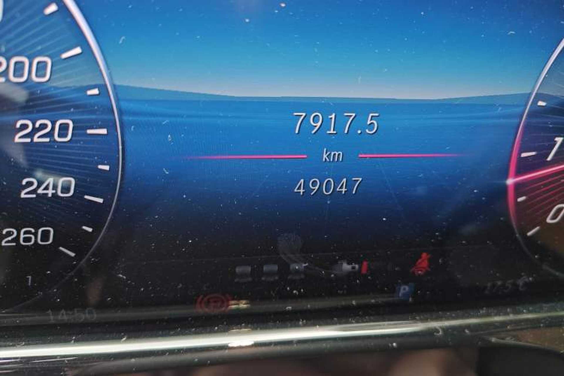 Used Mercedes-Benz E-Class 2024 E 300 L Luxury Sport Model Odometer Close Up