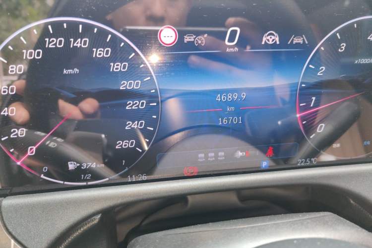 Used Mercedes-Benz E-Class 2024 E 300 L Stylish Model Odometer Close Up
