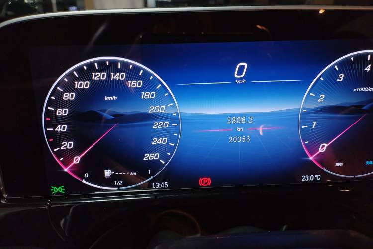 Used Mercedes-Benz E-Class 2024 E 300 L Prestige Sport Edition Odometer Close Up