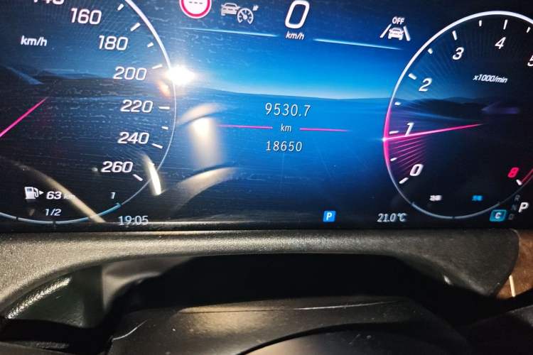 Used Mercedes-Benz E-Class 2024 E 300 L Stylish Model Odometer Close Up