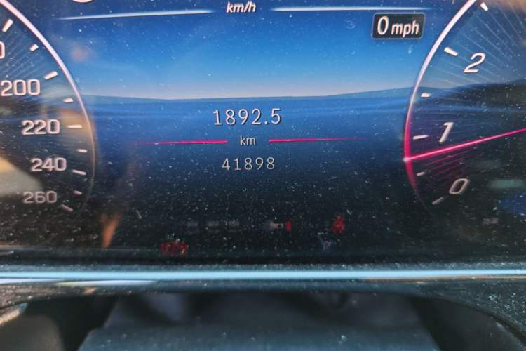 Used Mercedes-Benz E-Class 2024 E 300 L Luxury Model Odometer Close Up