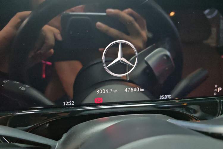 Used Mercedes-Benz E-Class 2024 E 300 L Luxury Model Odometer Close Up