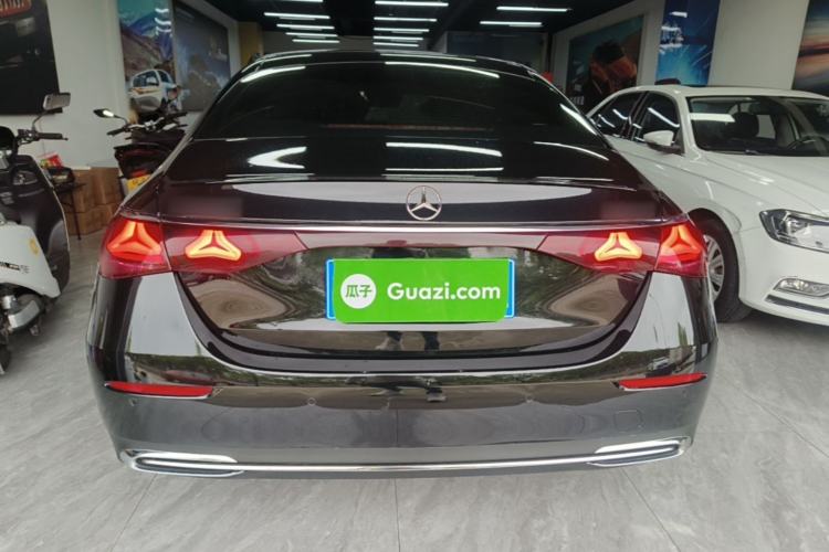 Used Mercedes-Benz E-Class 2024 E 260 L Rear