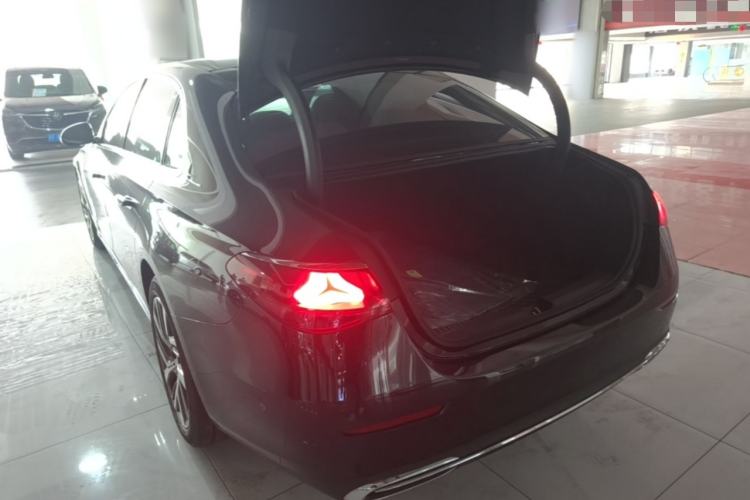 Used Mercedes-Benz E-Class 2024 Refresh E 300 L Stylish Edition Rear Left 45 Deg