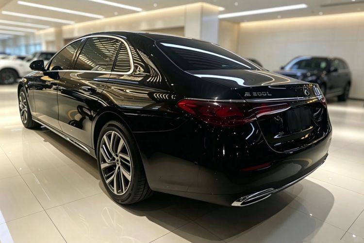 Used Mercedes-Benz E-Class 2024 Refresh E 300 L Stylish Edition Rear Left 45 Deg