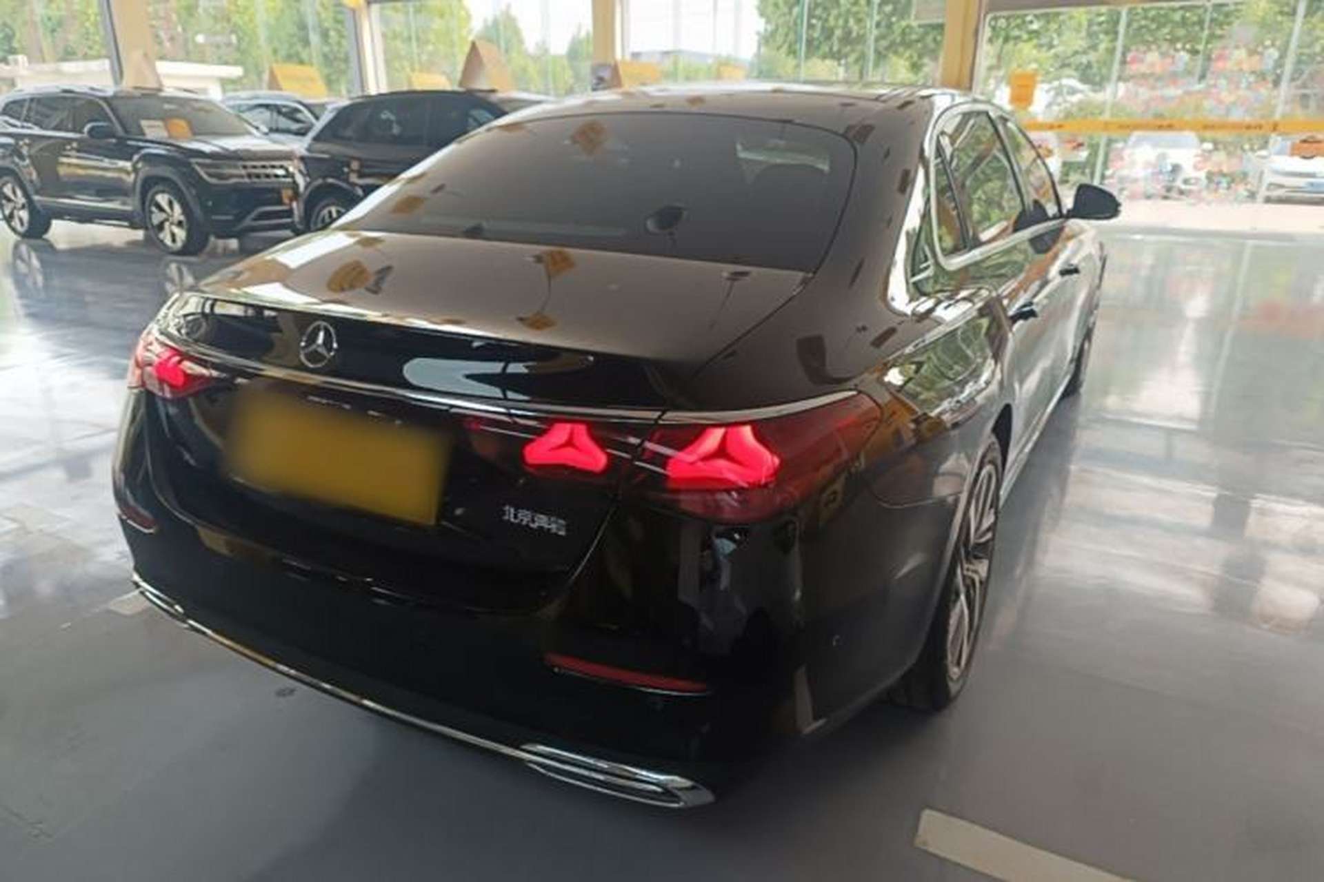 Used Mercedes-Benz E-Class 2024 Refresh E 300 L Stylish Edition Rear Right 45 Deg