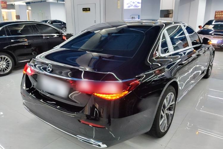 Used Mercedes-Benz E-Class 2024 Refresh E 300 L Stylish Edition Rear Right 45 Deg