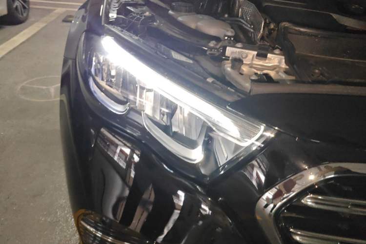 Used Mercedes-Benz E-Class 2024 E 300 L Stylish Model Right Front Headlight