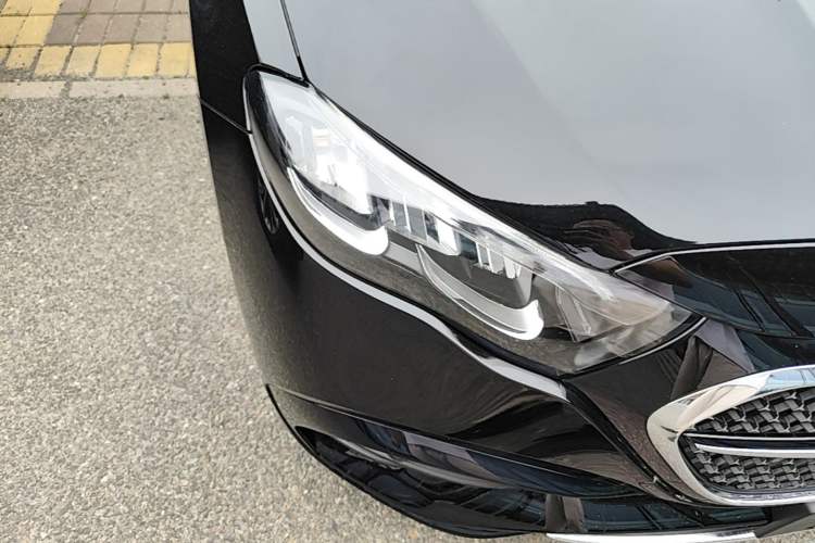 Used Mercedes-Benz E-Class 2024 Refresh E 300 L Stylish Edition Right Front Headlight