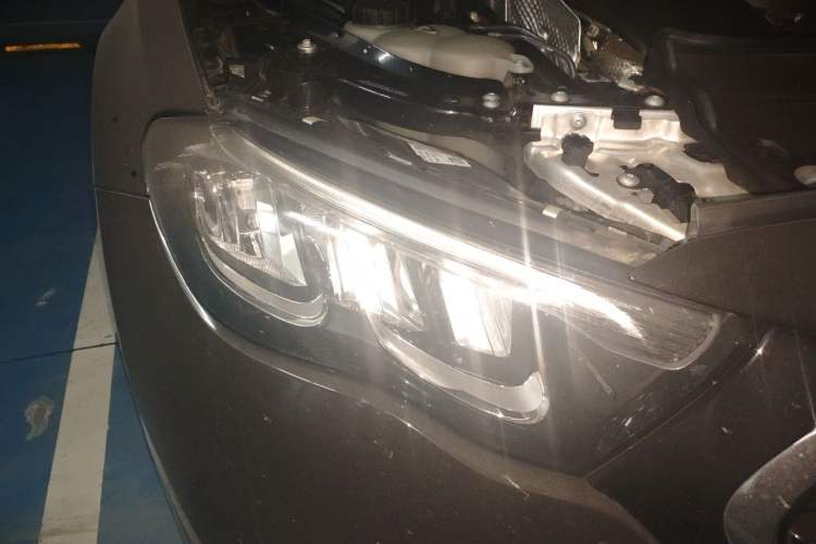 Used Mercedes-Benz E-Class 2024 E 300 L Luxury Model Right Front Headlight