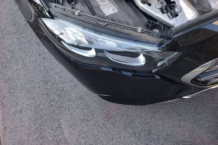 Used Mercedes-Benz E-Class 2024 E 300 L Luxury Model Right Front Headlight