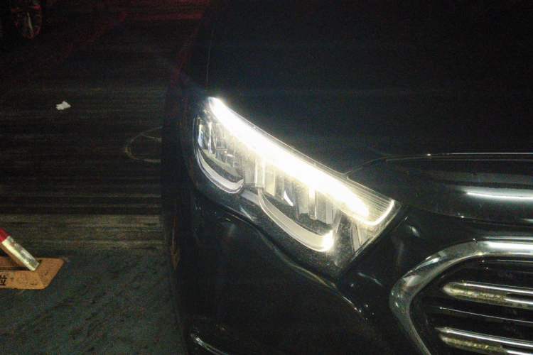 Used Mercedes-Benz E-Class 2024 Refresh E 300 L Stylish Edition Right Front Headlight