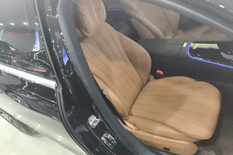 Used Mercedes-Benz E-Class 2024 E 260 L Right Front Seat