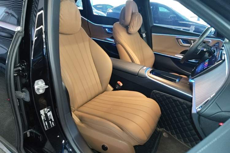 Used Mercedes-Benz E-Class 2024 Refresh E 300 L Stylish Edition Right Front Seat