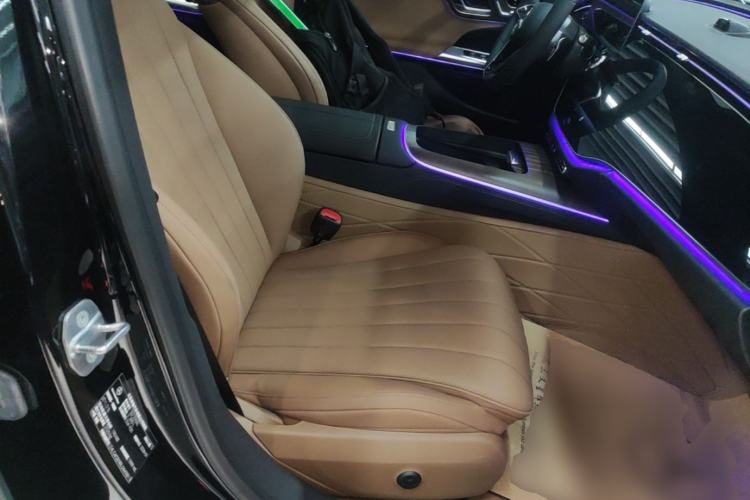 Used Mercedes-Benz E-Class 2024 E 300 L Luxury Model Right Front Seat