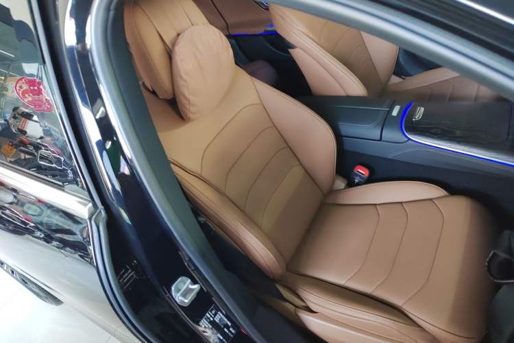 Used Mercedes-Benz E-Class 2024 Facelift E 300 L Fashion Sport Edition Right Front Seat